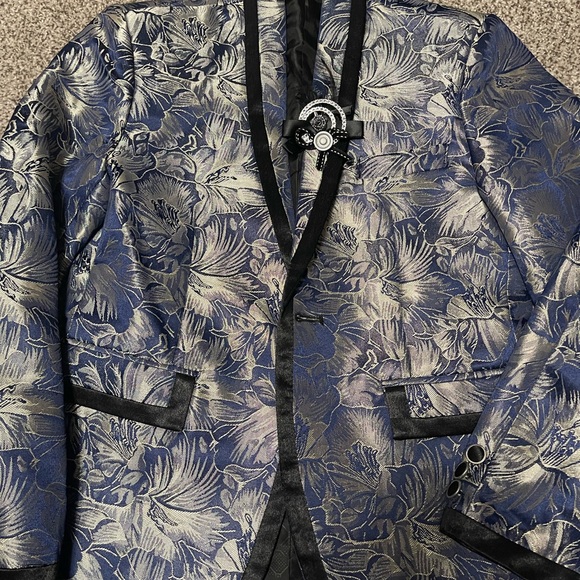 Other - Boys 2 piece suit. Size 150. Purchased on Amazon. Please see size chart.